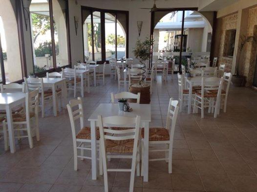 Fotos del hotel Chrystalla:  11