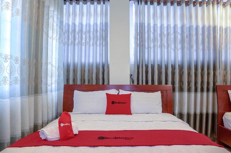 Fotos del hotel Reddoorz Plus @ Dong Den Street:  9