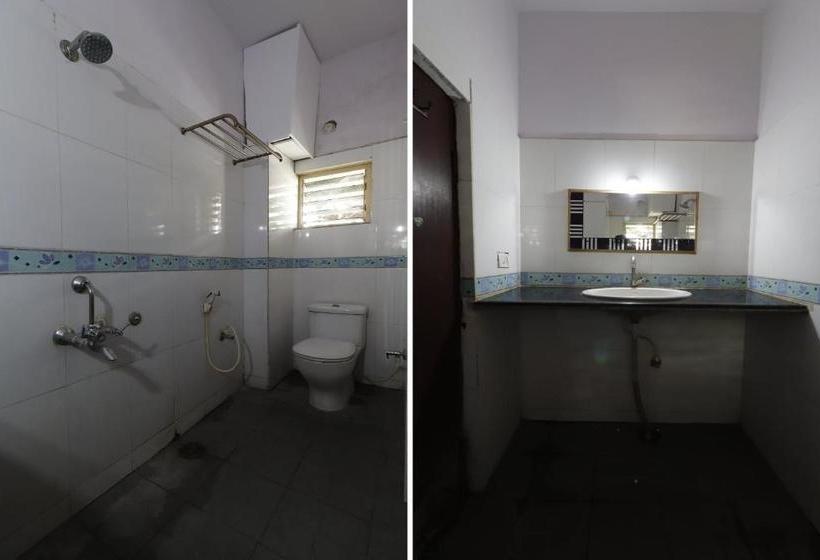 Fotos del hotel Spot On 62188 Sahara Residency:  12