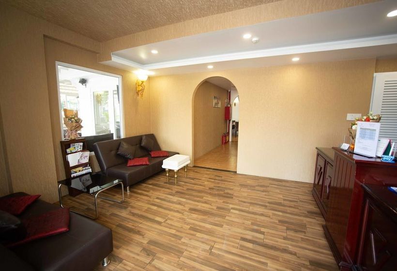 Fotos del hotel 7s  The Seventh Ii:  5