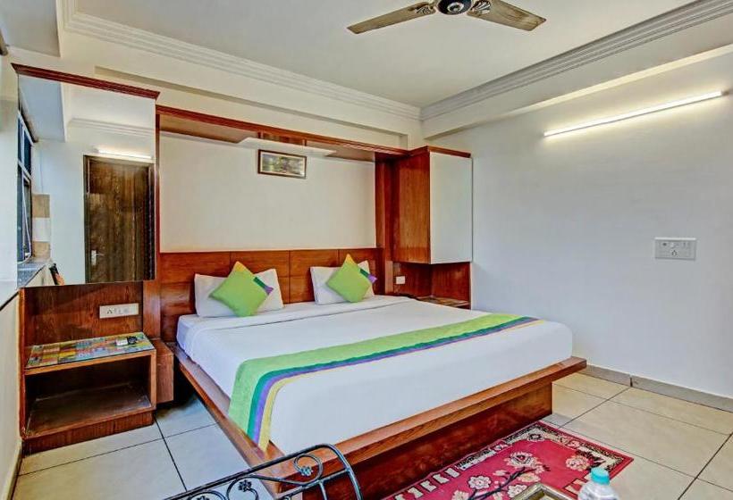 Fotos del hotel Treebo Trend  Le Grand Pahar Ganj:  9