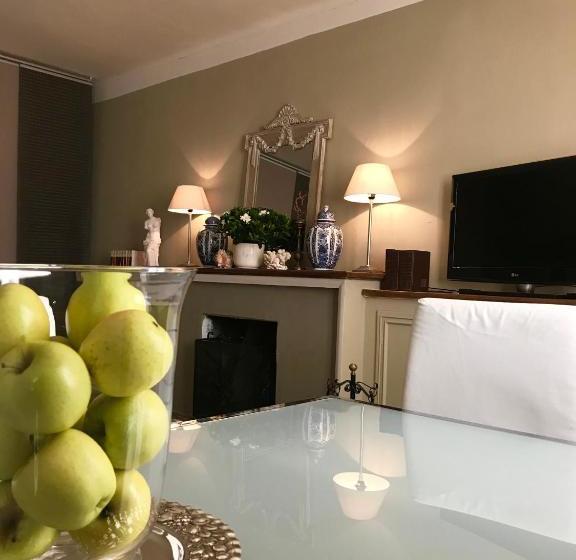 Fotos del hotel Capri Moon Guest House:  7