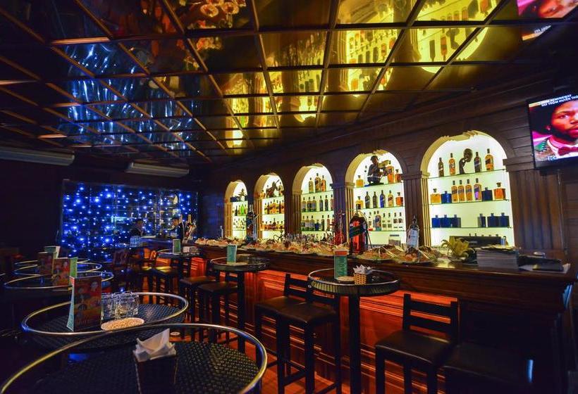 Fotos del hotel Halong Palace:  6