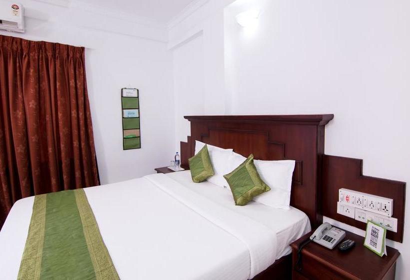 Fotos del hotel Capital O 15460 Centre Point:  12