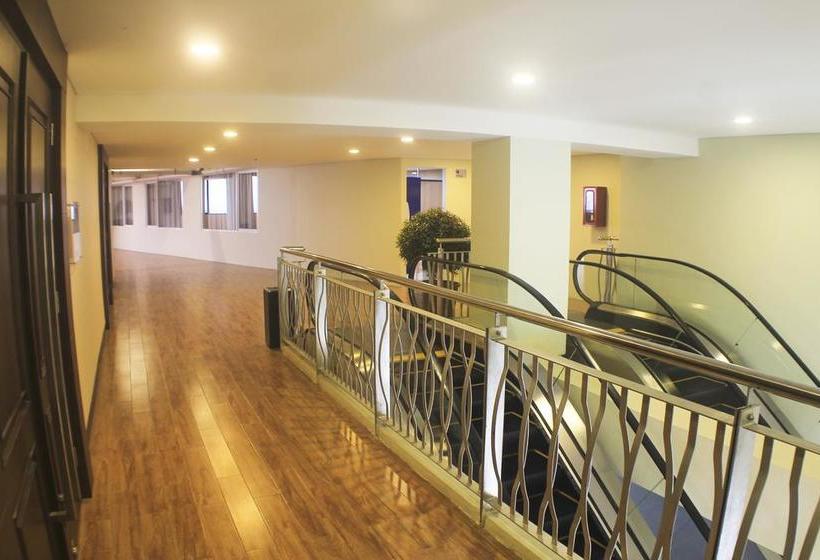 Fotos del hotel Kyriad Metro Cipulir Jakarta:  5