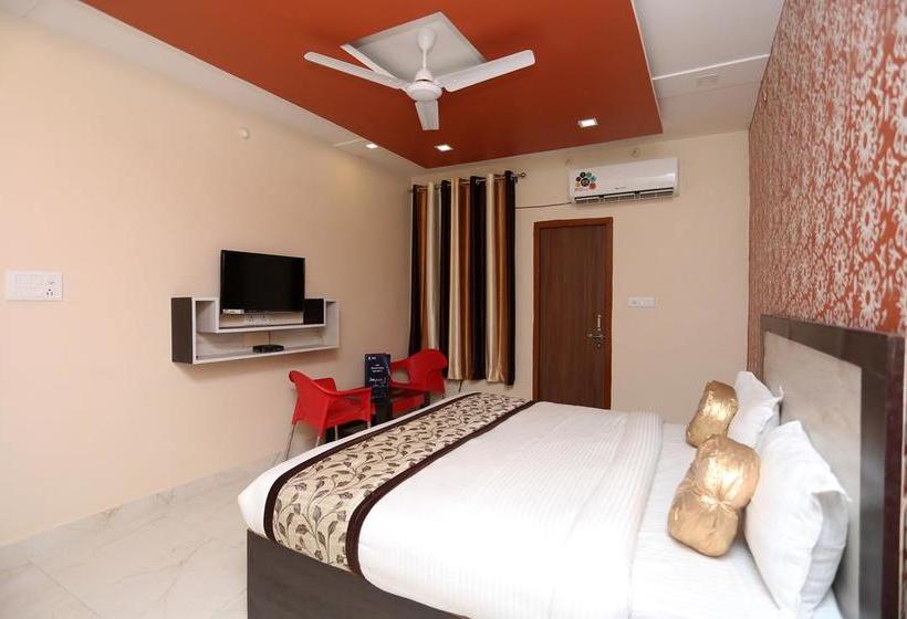 Fotos del hotel Oyo 11046 Hotel Surya Inn 2:  14