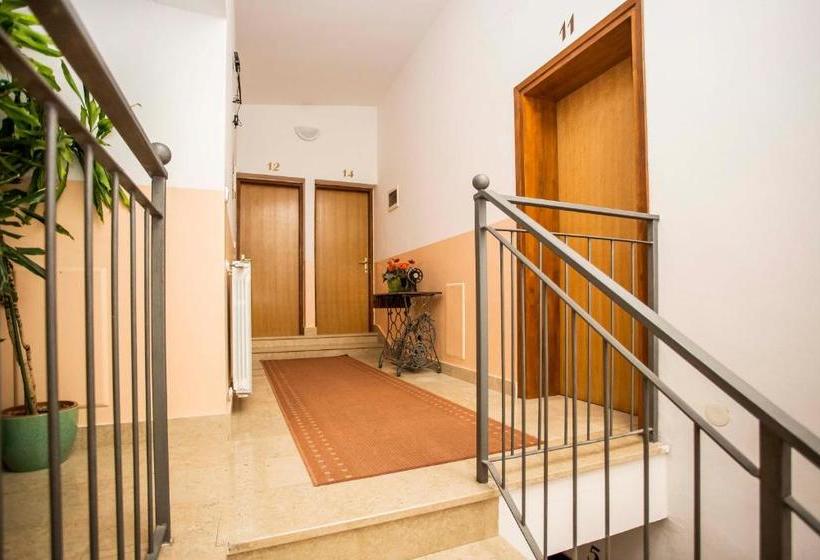 Fotos del hotel Apartments Romano:  10