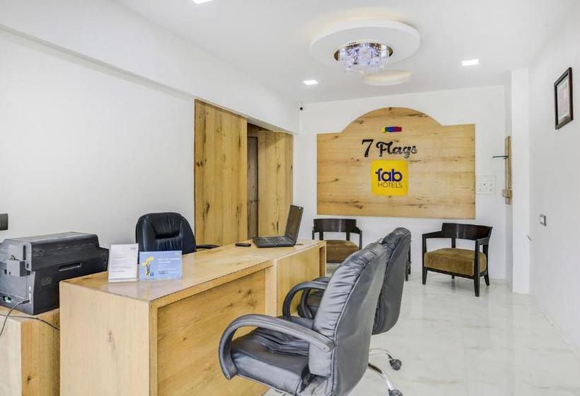 Fotos del hotel Fab Midaas Comforts:  8