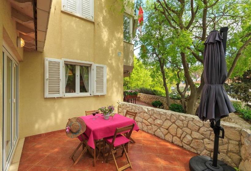 Fotos del hotel Leona & Borna's Central Lapad Suites:  21