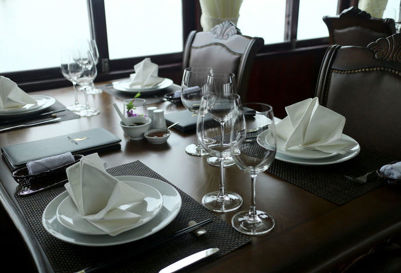 Fotos del hotel Halong Phoenix Cruiser:  2