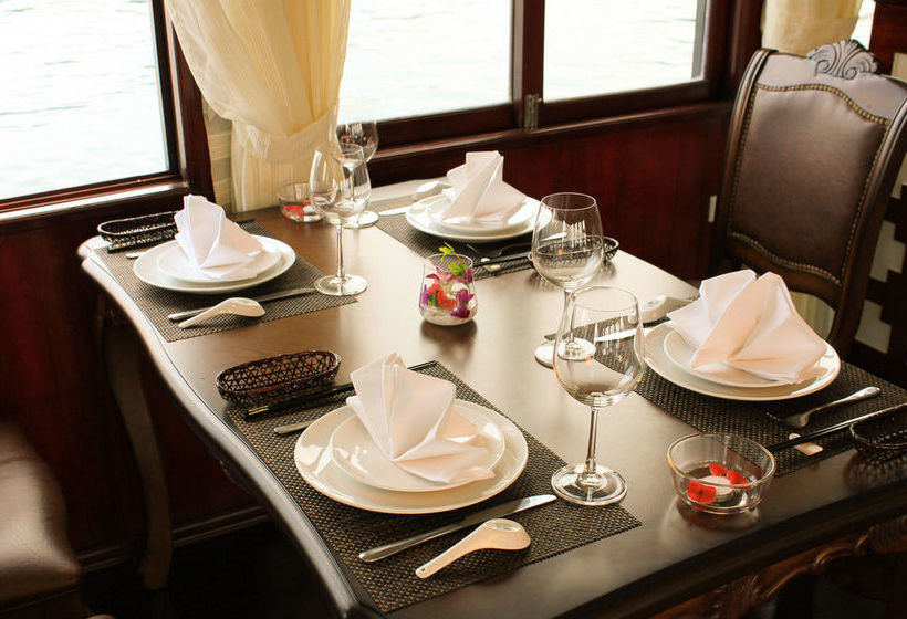 Fotos del hotel Halong Phoenix Cruiser:  8