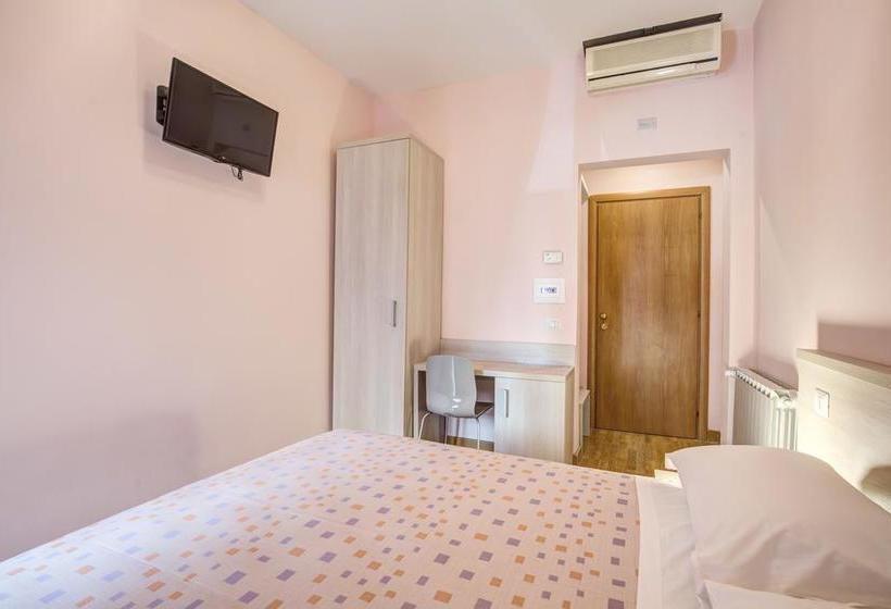 Fotos del hotel Nuova Monaco:  10