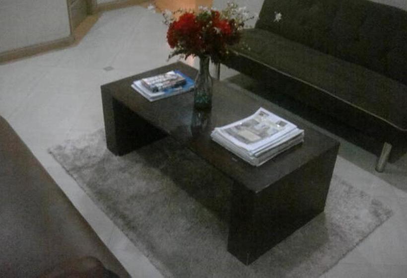 Fotos del hotel Balibago Villa:  25