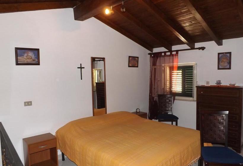 Fotos del hotel Albergo Diffuso Borgo Gallodoro:  16