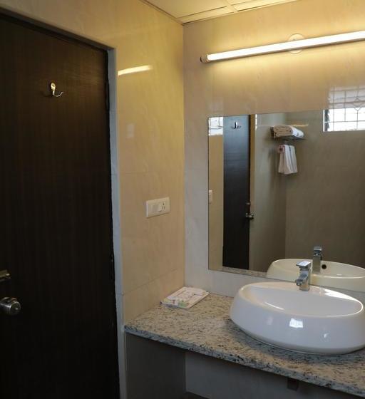 Fotos del hotel Treebo Trend Raj Residency:  12