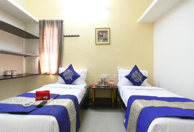 Fotos del hotel Oyo 3860 Apartment Jls Gruha:  17