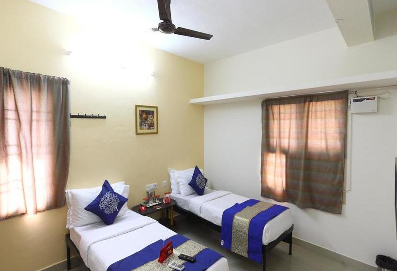 Fotos del hotel Oyo 3860 Apartment Jls Gruha:  16