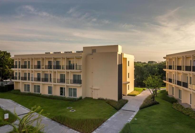 Fotos del hotel Eastin Thana City Golf Resort Bangkok:  4