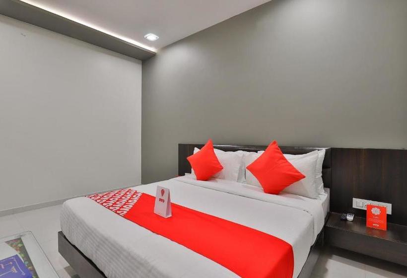 Fotos del hotel Oyo 16383 Raj Palace:  4