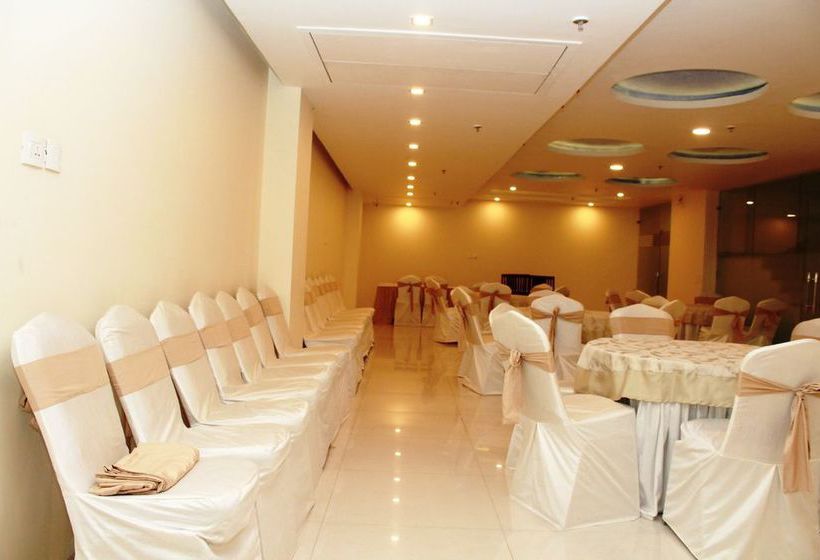 Fotos del hotel Fab Prime The Jk Cr Park:  5