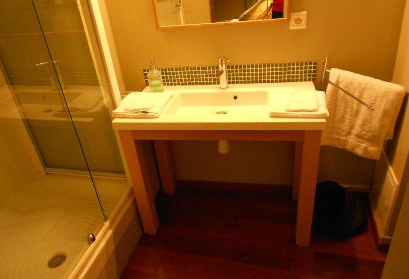 Fotos del hotel Le Crocodile Rouge:  8