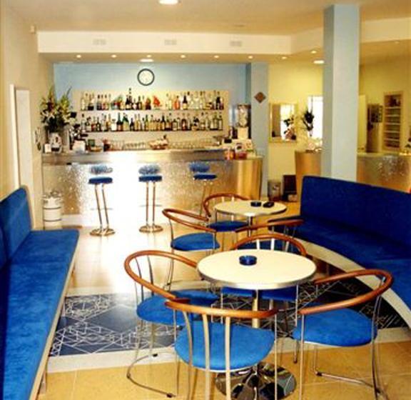 Fotos del hotel Metron:  3