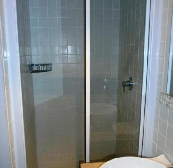 Fotos del hotel Glaston House 206 Apartment:  10