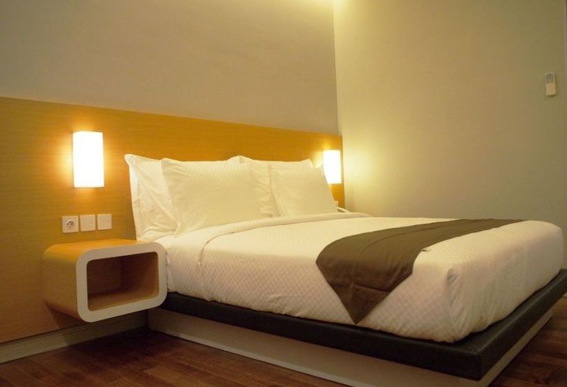 Fotos del hotel Citihub Majesty @ Kuta:  11