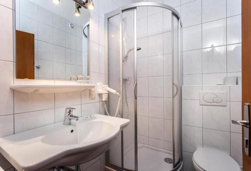 Fotos del hotel Pension Margarete:  3