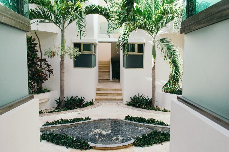 Fotos del hotel Luxury Apartments:  4