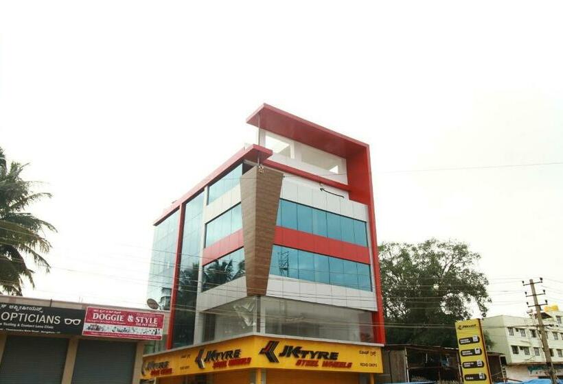 Fotos del hotel Oyo 15564 Felicity Inn:  2