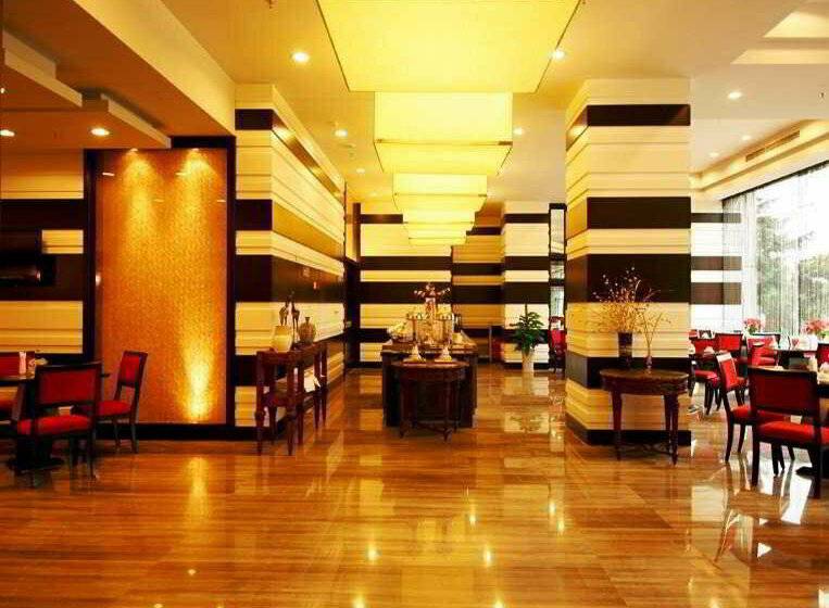 Fotos del hotel Sunny World:  11