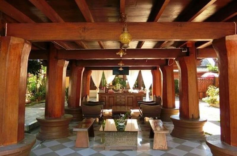 The Sali Kham Traditional Lanna Home