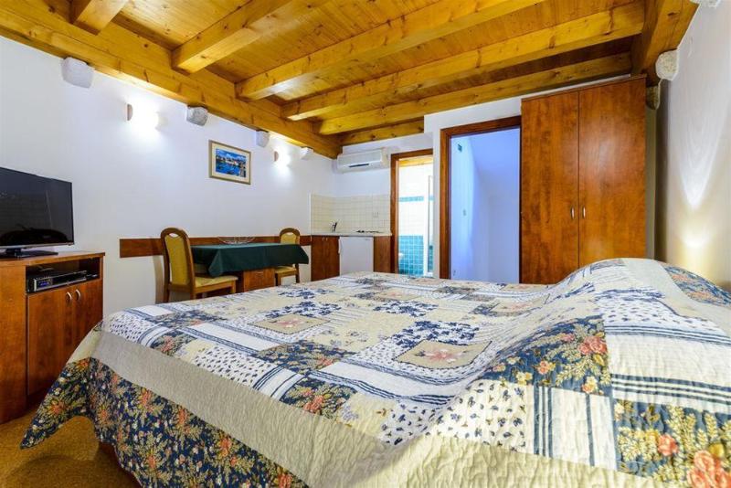 Fotos del hotel Apartments Pavisa:  5