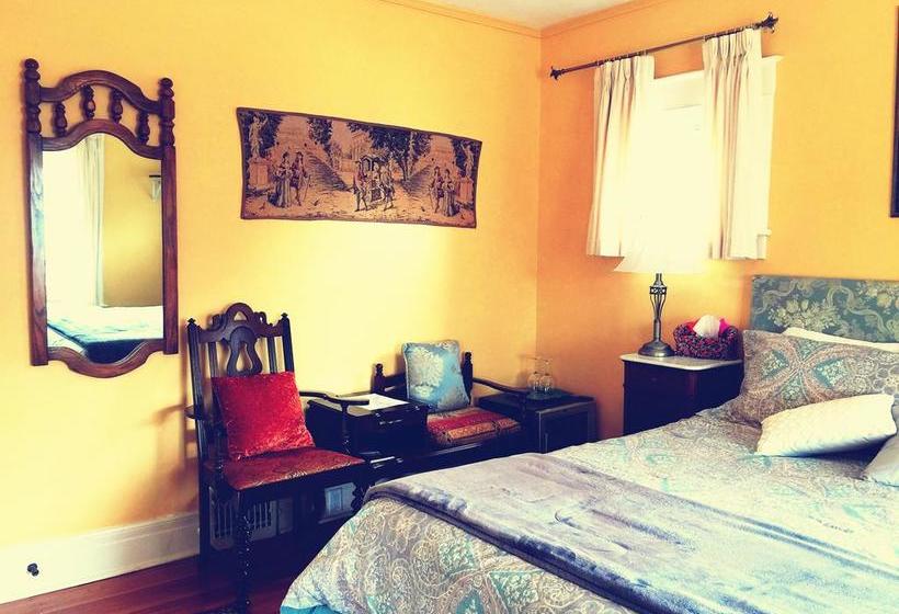 Acacia Bed And Breakfast