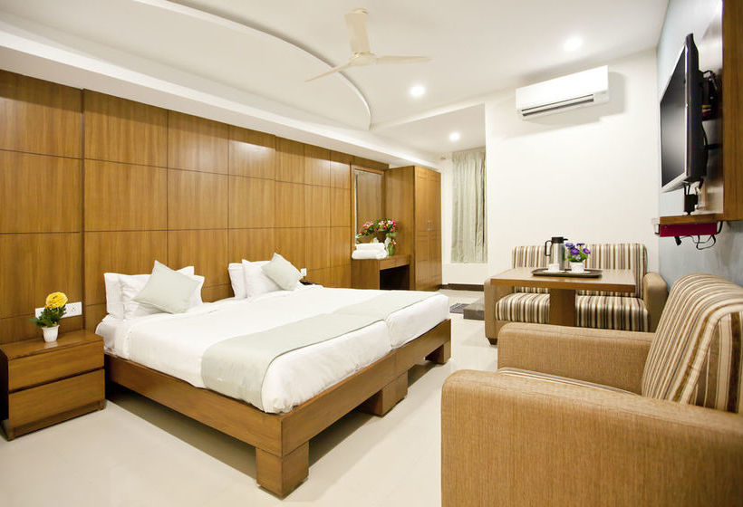 Fotos del hotel Shoba Residency:  7