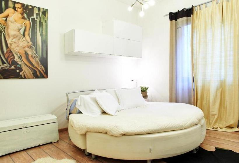 Fotos del hotel Petite Suite:  10