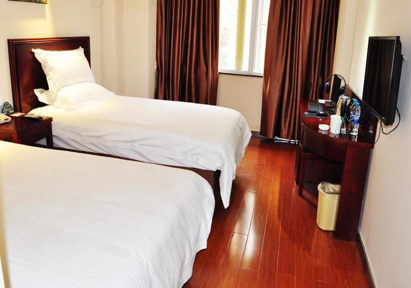 Fotos del hotel Greentree Inn Hefei Baohe District West Wuhu Road Jinzhai Road Express:  8