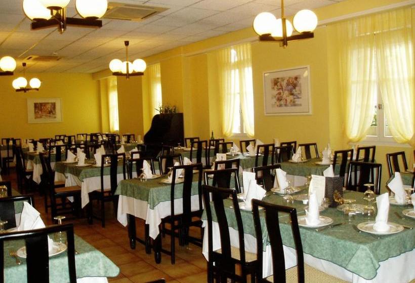 Fotos del hotel Hôtel Royal:  8