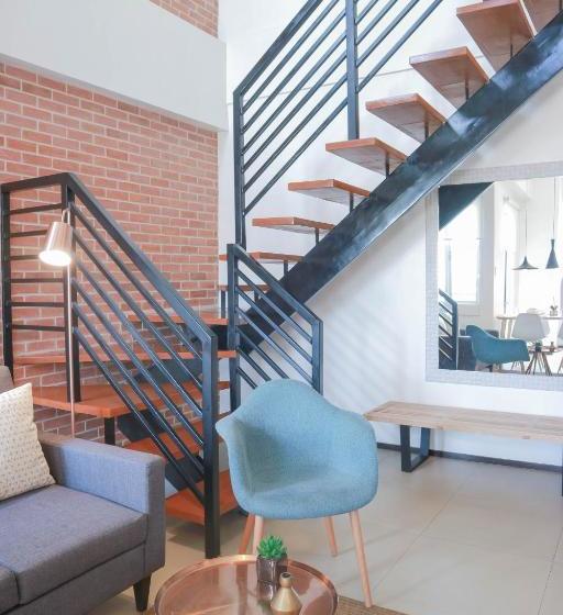 Fotos del hotel The Cirque Serviced Residences:  13