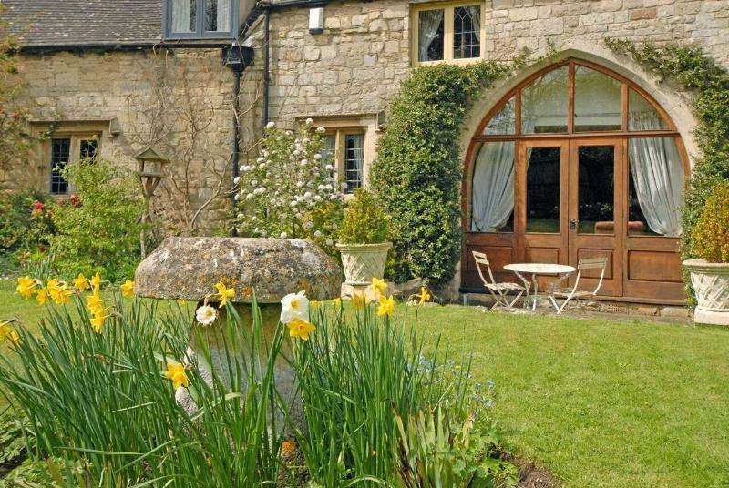 Fotos del hotel Pigeon House Cottage B&b:  5