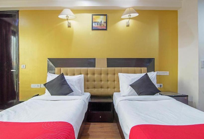 Fotos del hotel Collection O 30029  The Bluemoon:  6