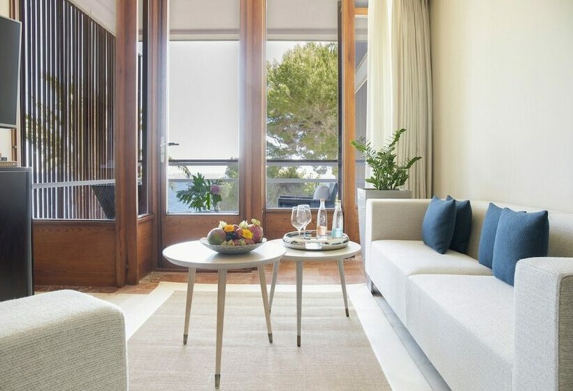 سوییت جونیور با چشم‌انداز دریا, De Mar Gran Meliá, The Leading Hotels of The World - Adults Only