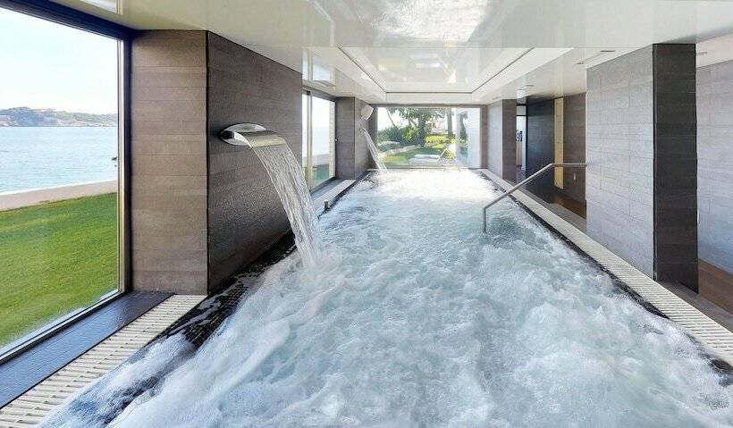 سوییت جونیور با چشم‌انداز دریا, De Mar Gran Meliá, The Leading Hotels of The World - Adults Only