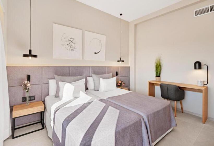 Quarto Triplo Estandar, Almudaina