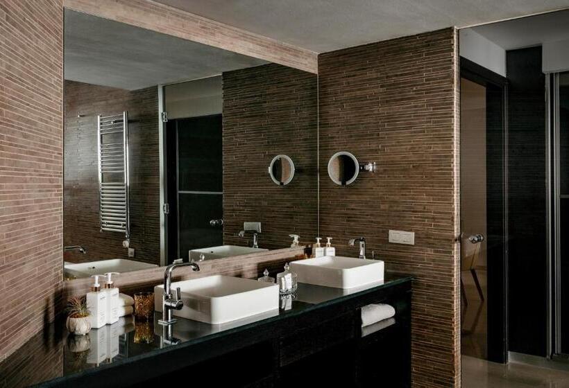 سوییت با چشم‌انداز دریا, De Mar Gran Meliá, The Leading Hotels of The World - Adults Only
