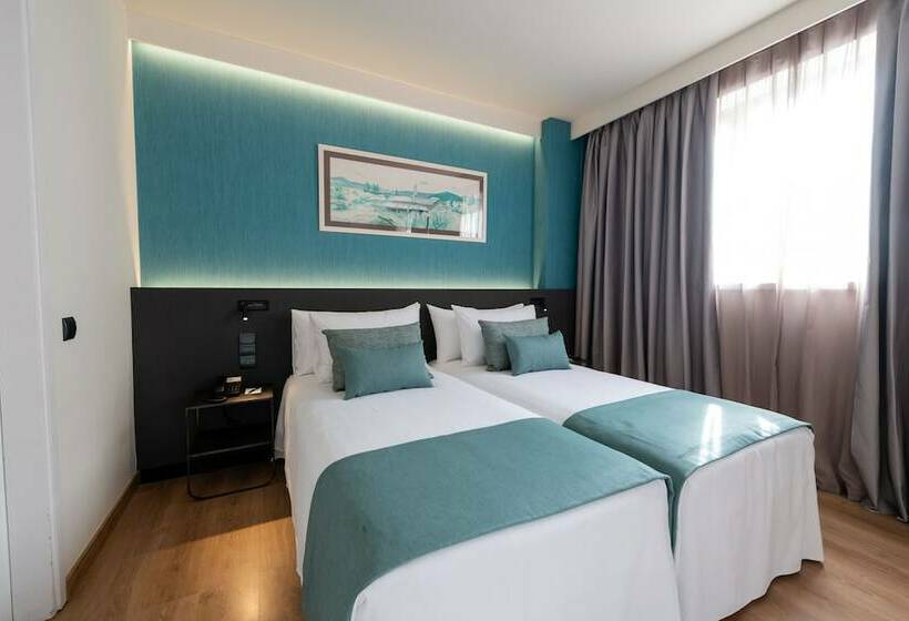 Номер Стандарт, Aparthotel Atenea Barcelona