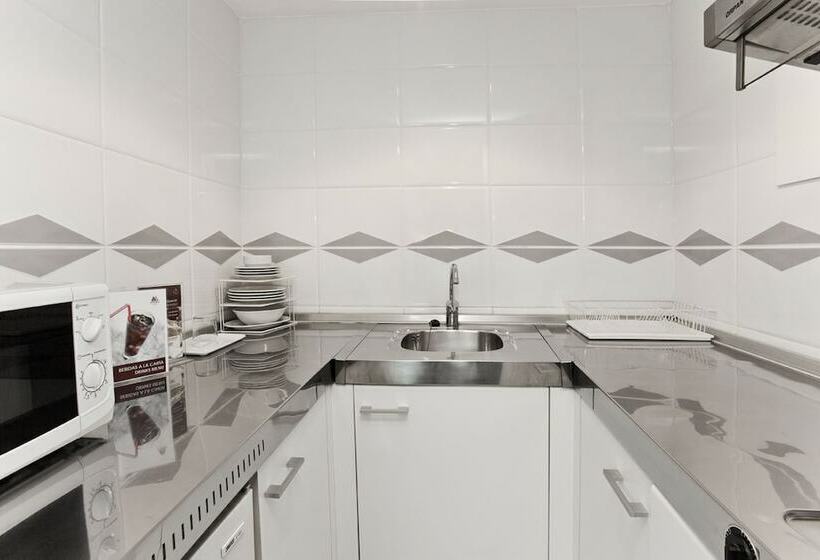 Номер Superior, Aparthotel Atenea Barcelona
