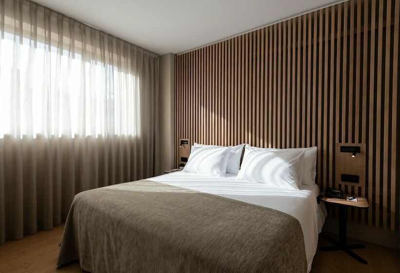 Номер Премиум, Aparthotel Atenea Barcelona