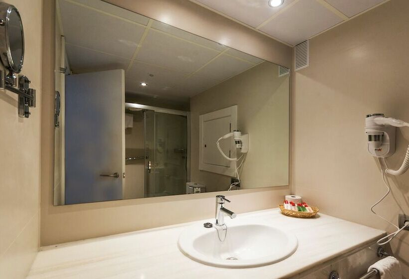 Студио Comfort, Aparthotel Ponent Mar